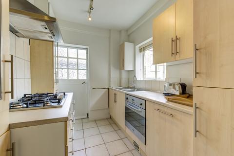 2 bedroom apartment to rent, Fulham Road, London, SW3