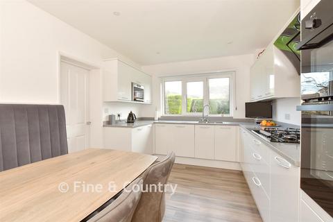 5 bedroom detached house for sale, Old Road, East Cowes, Isle of Wight