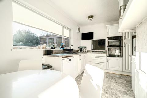 4 bedroom detached house for sale, Pinfold Road, Solihull