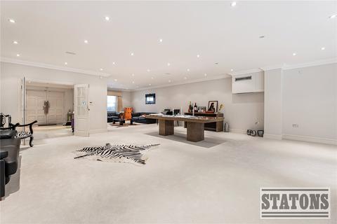 undefined, Broadgates Avenue, Hadley Wood, EN4