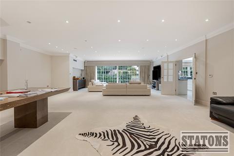 undefined, Broadgates Avenue, Hadley Wood, EN4