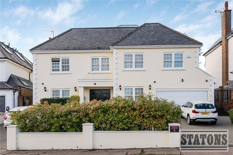 Broadgates Avenue, Hadley Wood, EN4
