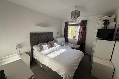 undefined, Lantern Court, 106 Hall Lane, Manchester