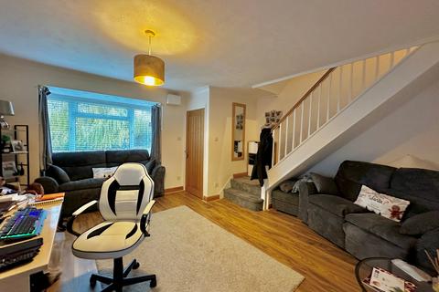 3 bedroom semi-detached house for sale, Hyde Close, Newport Pagnell, MK16