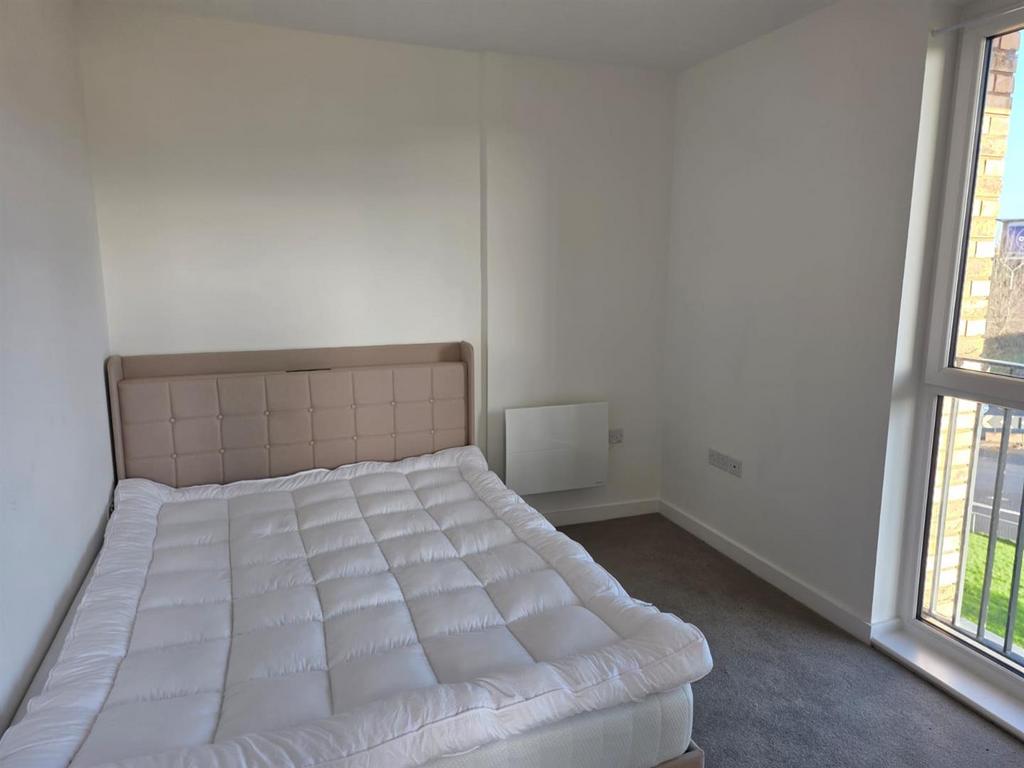 407 griffiths close 1.jpg