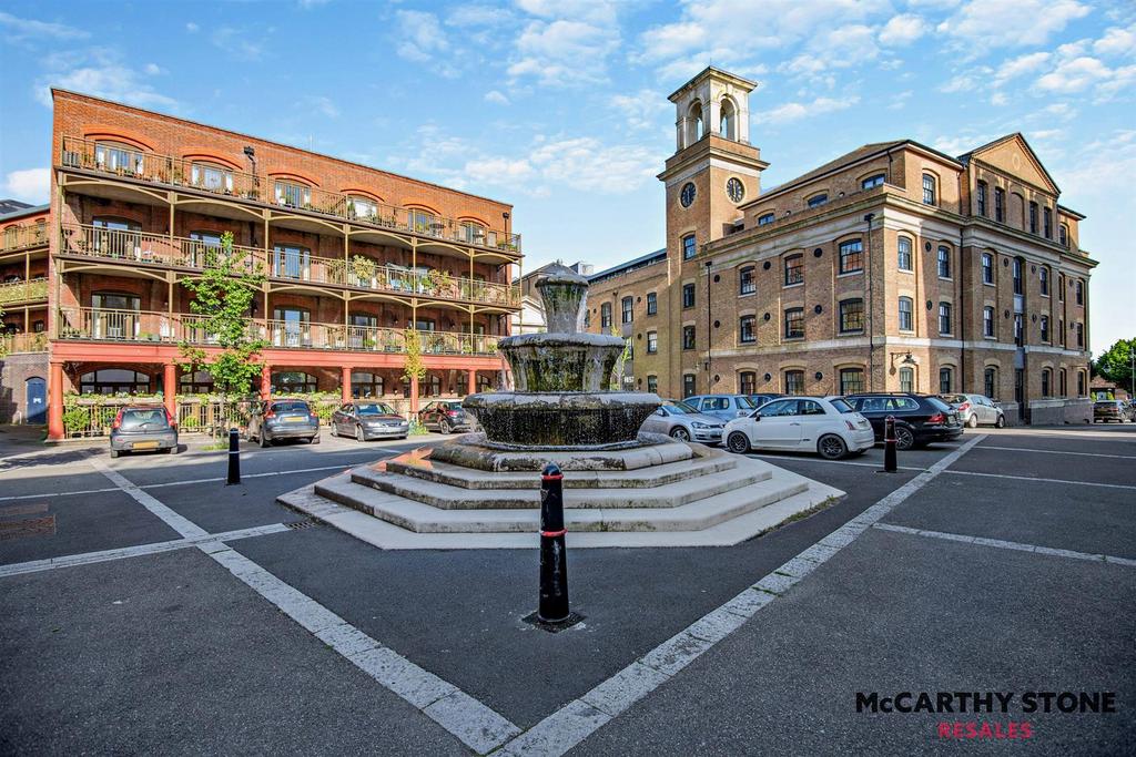 Boyes Lyon Court
