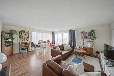 undefined, The Hollies, London E11