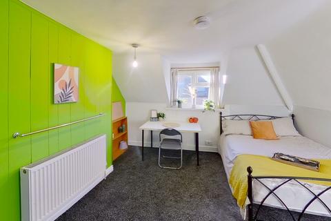 6 bedroom house to rent, 3 Colville Villas, Nottingham