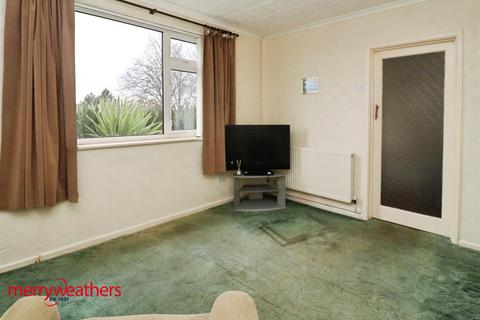 3 bedroom semi-detached house for sale, Richmond Park Avenue, Rotherham