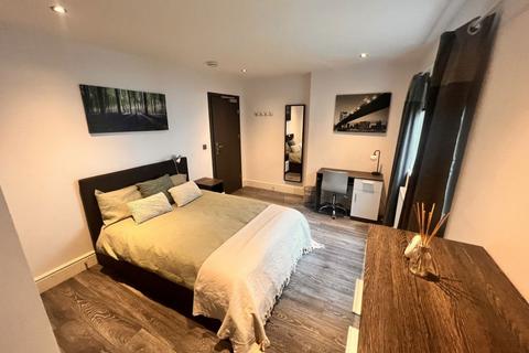 1 bedroom in a house share to rent, Room 5, Broadway, PE1