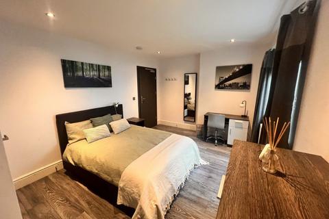 1 bedroom in a house share to rent, Room 5, Broadway, PE1