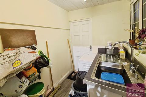 undefined, Sandheys Grove, Gorton, Greater Manchester, M18