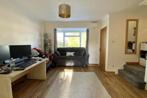 3 bedroom semi-detached house for sale, Hyde Close, Newport Pagnell