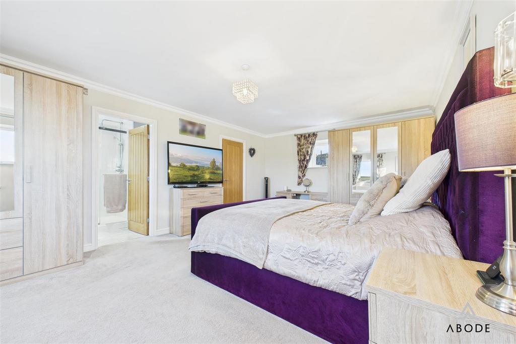 CAM03473 G0-PR0516-STILL011.jpg