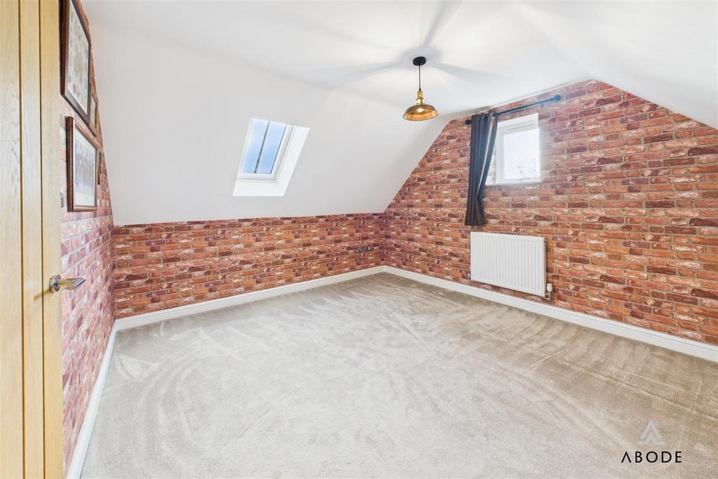 CAM03473 G0-PR0516-STILL003.jpg