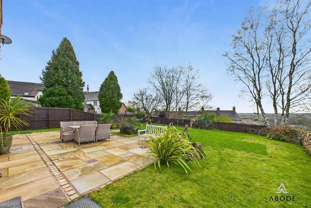 CAM03473 G0-PR0516-STILL054.jpg