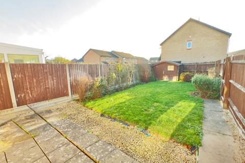 undefined, Hyde Close, Newport Pagnell MK16