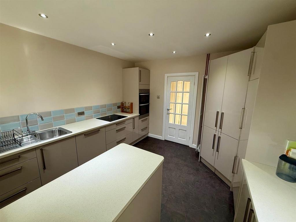 SD123 KItchen2.jpg