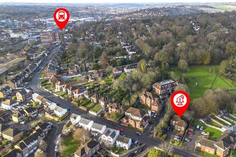 undefined, Totteridge Road, High Wycombe HP13