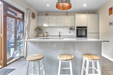 3 bedroom semi-detached house for sale, Cornwall Close, Waltham Cross, EN8
