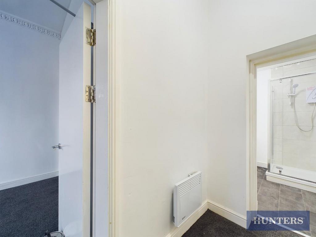 CAM01984 G0-PR0332-STILL006.jpg