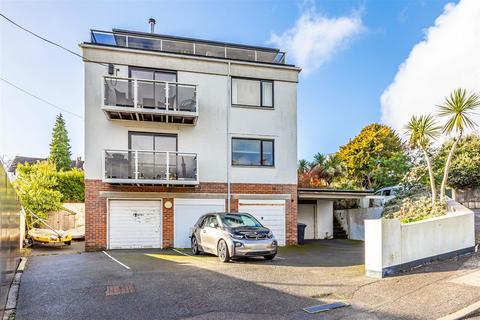 2 bedroom flat to rent, Crosby Road, Bournemouth BH4
