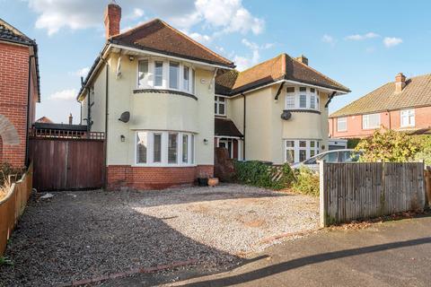 undefined, Luccombe Road, Upper Shirley, Southampton, Hampshire, SO15