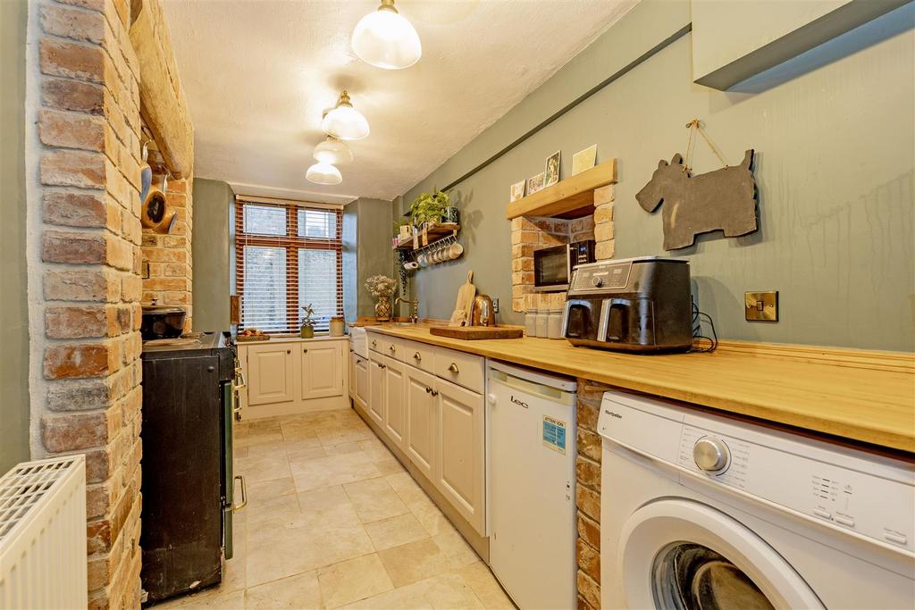 Kitchen-1.jpg