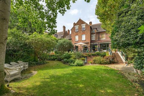 3 bedroom flat for sale, Daleham Gardens, Hampstead, NW3