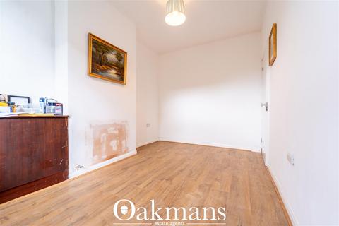 3 bedroom house to rent, High Street, Birmingham B17
