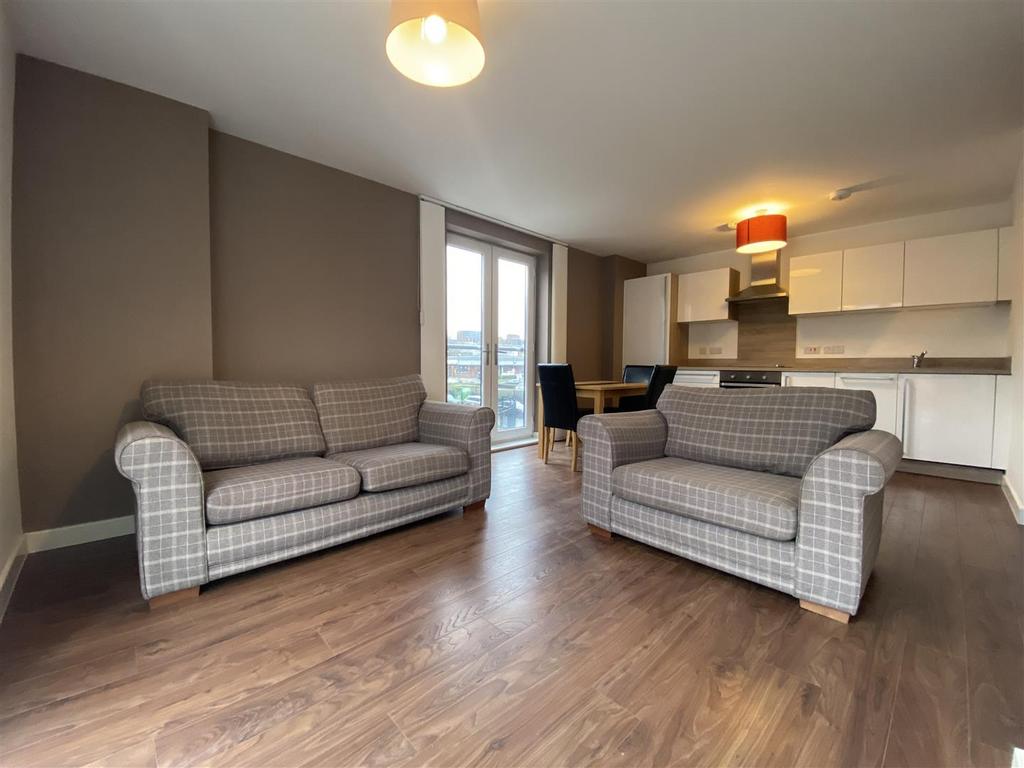 Livingroom (2).jpeg