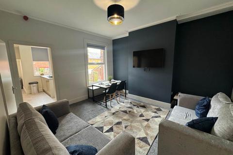undefined, Landseer Avenue (Room 5), Leeds LS13