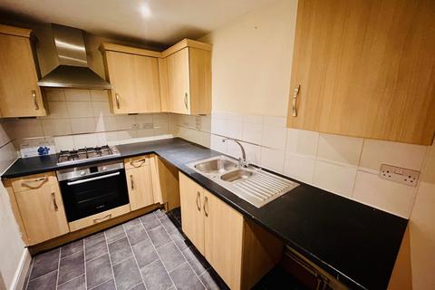 2 bedroom apartment to rent, Black Eagle Drive, Northfleet, DA11