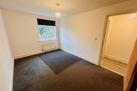 2 bedroom apartment to rent, Black Eagle Drive, Northfleet, DA11