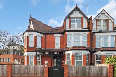 undefined, High Road, London, N20