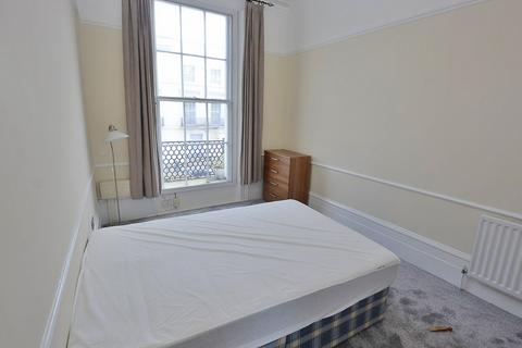 2 bedroom flat to rent, Holland Road, London W14