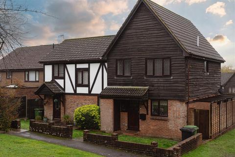 3 bedroom semi-detached house for sale, Oak End, Beare Green, Dorking