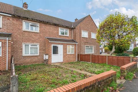 5 bedroom terraced house to rent, Filton Avenue, Bristol BS34