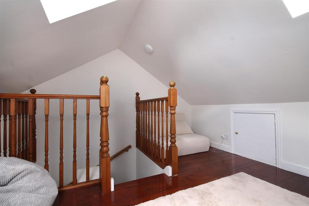 Bedroomloftother.jpg