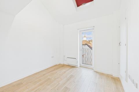 undefined, Pauls Row, High Wycombe, Buckinghamshire, HP11 2HQ