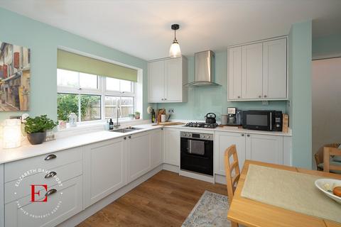 4 bedroom detached house for sale, Monument Way, Stratford-Upon-Avon, CV37