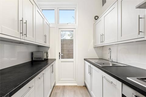 undefined, Hazelbourne Road, London, SW12
