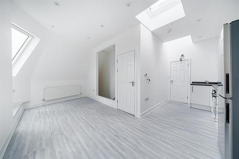 undefined, Gibbon Road, Kingston Upon Thames KT2