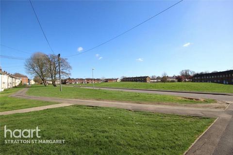 3 bedroom terraced house for sale, Cranmore Avenue, Swindon