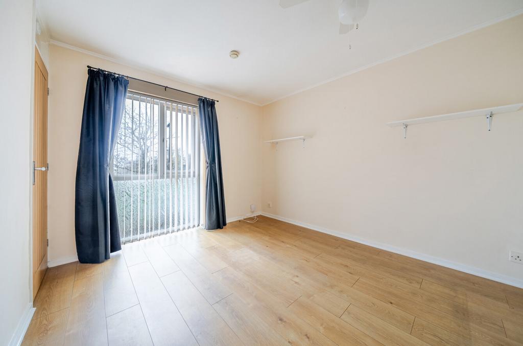 1386736-25-692da0...