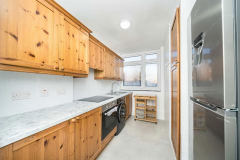 undefined, Deeside Road, London SW17