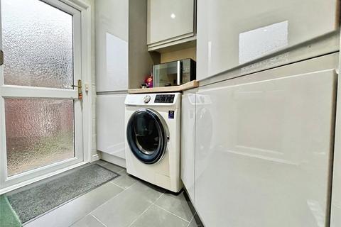 2 bedroom retirement property for sale, Kaysland Park, West Kingsdown TN15