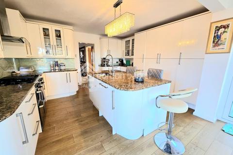 5 bedroom detached house for sale, Feversham Avenue, Bournemouth BH8
