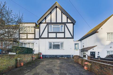 3 bedroom end of terrace house for sale, The Glade, Coulsdon CR5