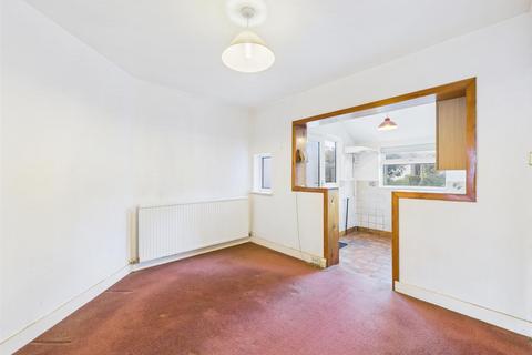 3 bedroom end of terrace house for sale, The Glade, Coulsdon CR5